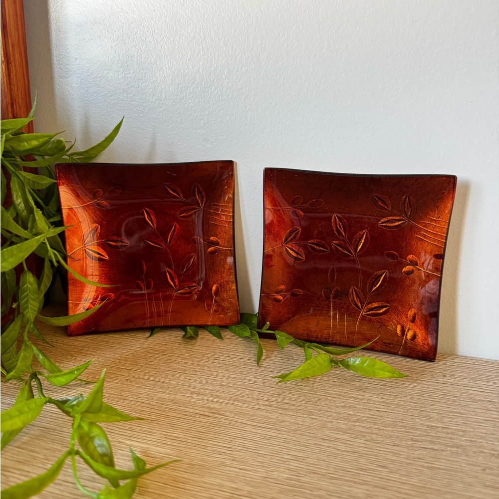 Elegant Orange/Brown Glass Plates with Leaf Design